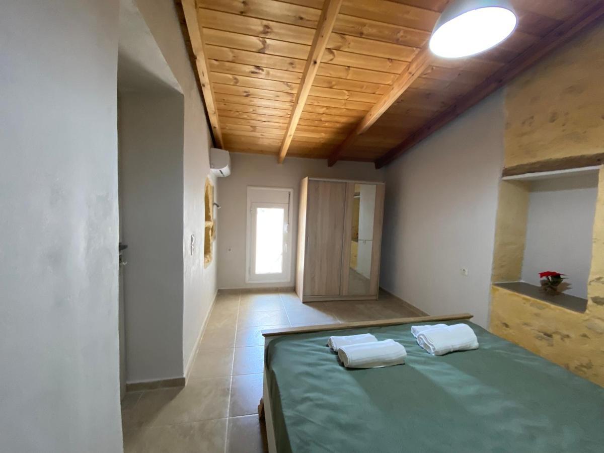 Casa Di Fragkiskos. Ένα Σπίτι Μέσα Στη Φύση. Villa Kondomarion Bagian luar foto