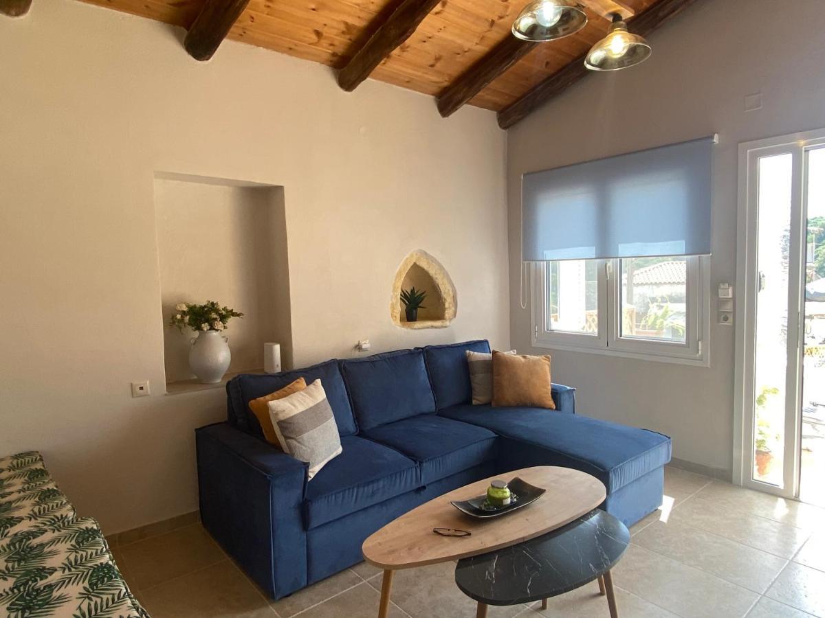 Casa Di Fragkiskos. Ένα Σπίτι Μέσα Στη Φύση. Villa Kondomarion Bagian luar foto