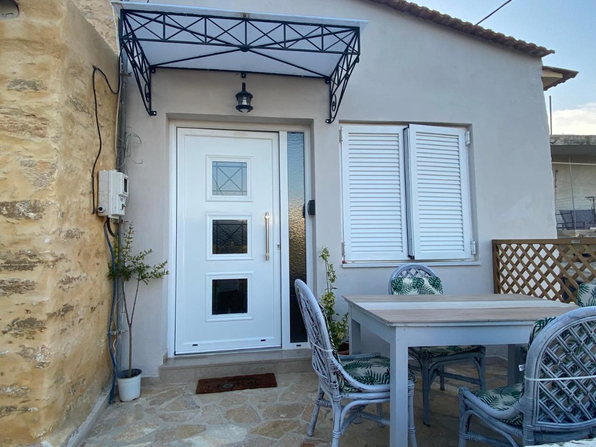Casa Di Fragkiskos. Ένα Σπίτι Μέσα Στη Φύση. Villa Kondomarion Bagian luar foto
