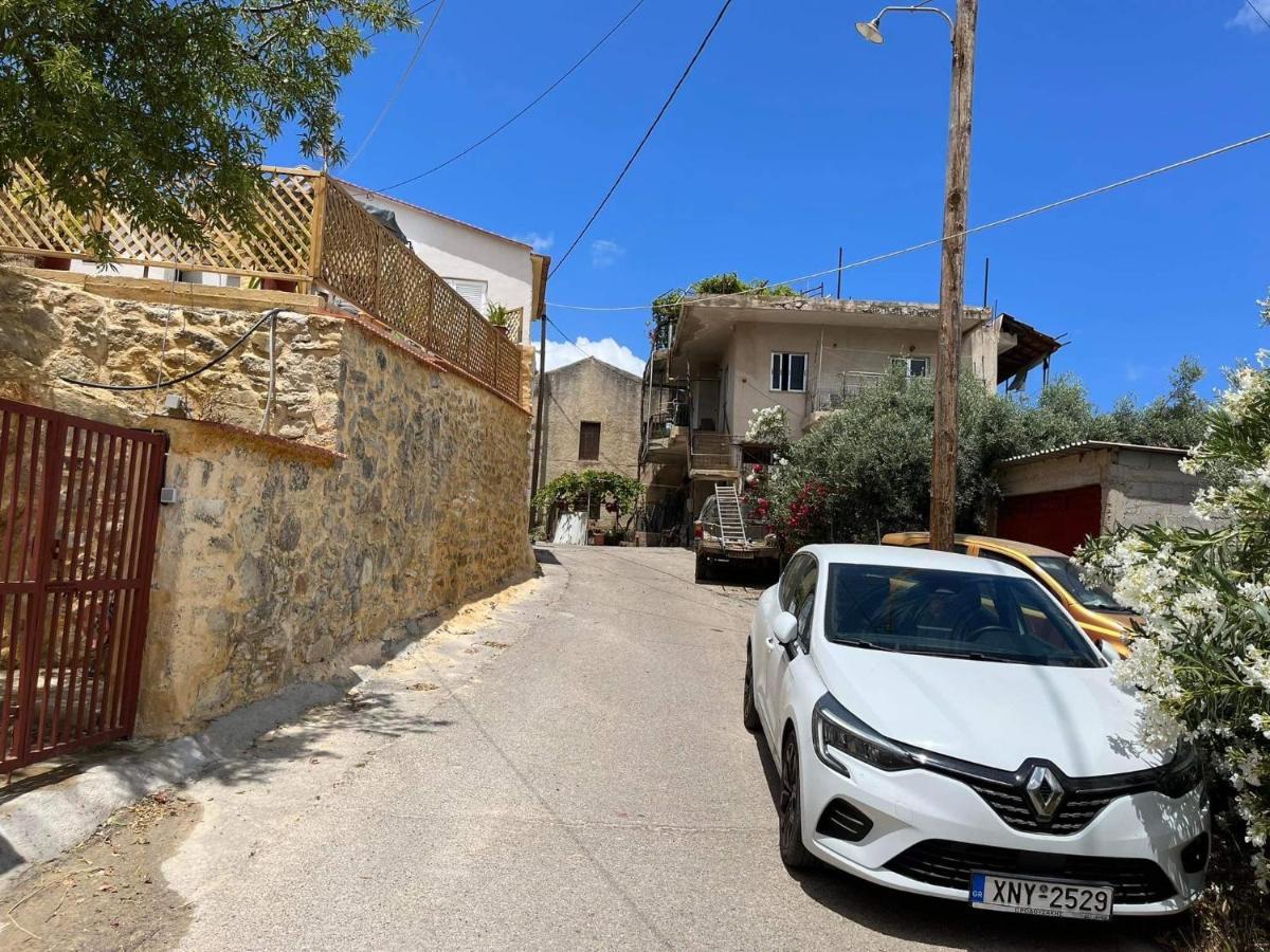 Casa Di Fragkiskos. Ένα Σπίτι Μέσα Στη Φύση. Villa Kondomarion Bagian luar foto